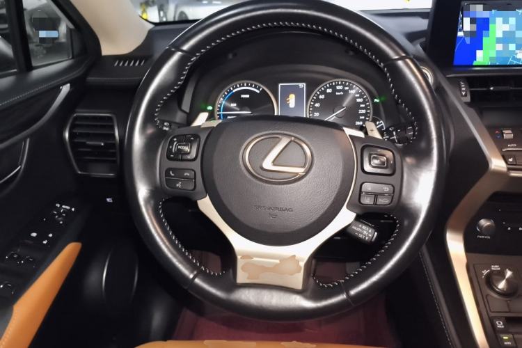 Used Lexus NX 2018 300h All-Wheel-Drive FENGZHI Edition China V Emission Standard Steering Wheel