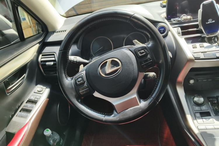 Used Lexus NX 2018 300h Front-Drive FENGSHANG Version China VI Standard Steering Wheel