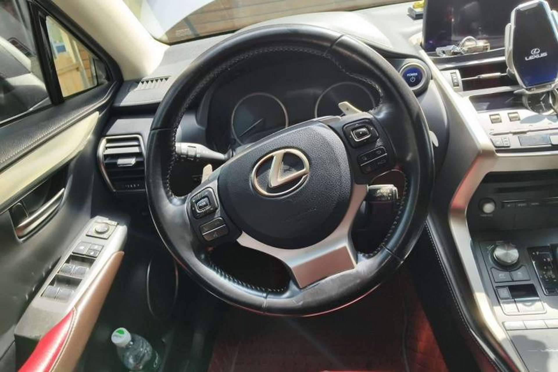 Used Lexus NX 2018 300h Front-Drive FENGSHANG Version China VI Standard Steering Wheel