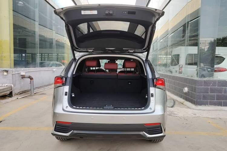 Used Lexus NX 2018 200 All-Wheel Drive FENGSHANG Version China VI Standard Trunk