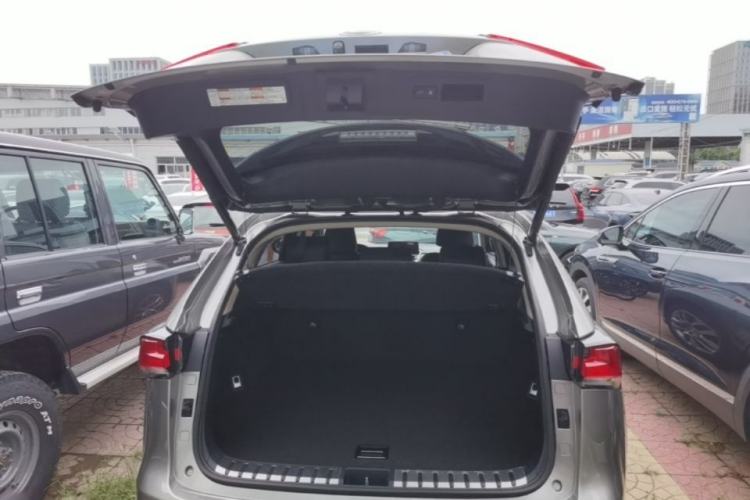Used Lexus NX 2018 300 All-Wheel Drive Fēngshàng Edition Trunk