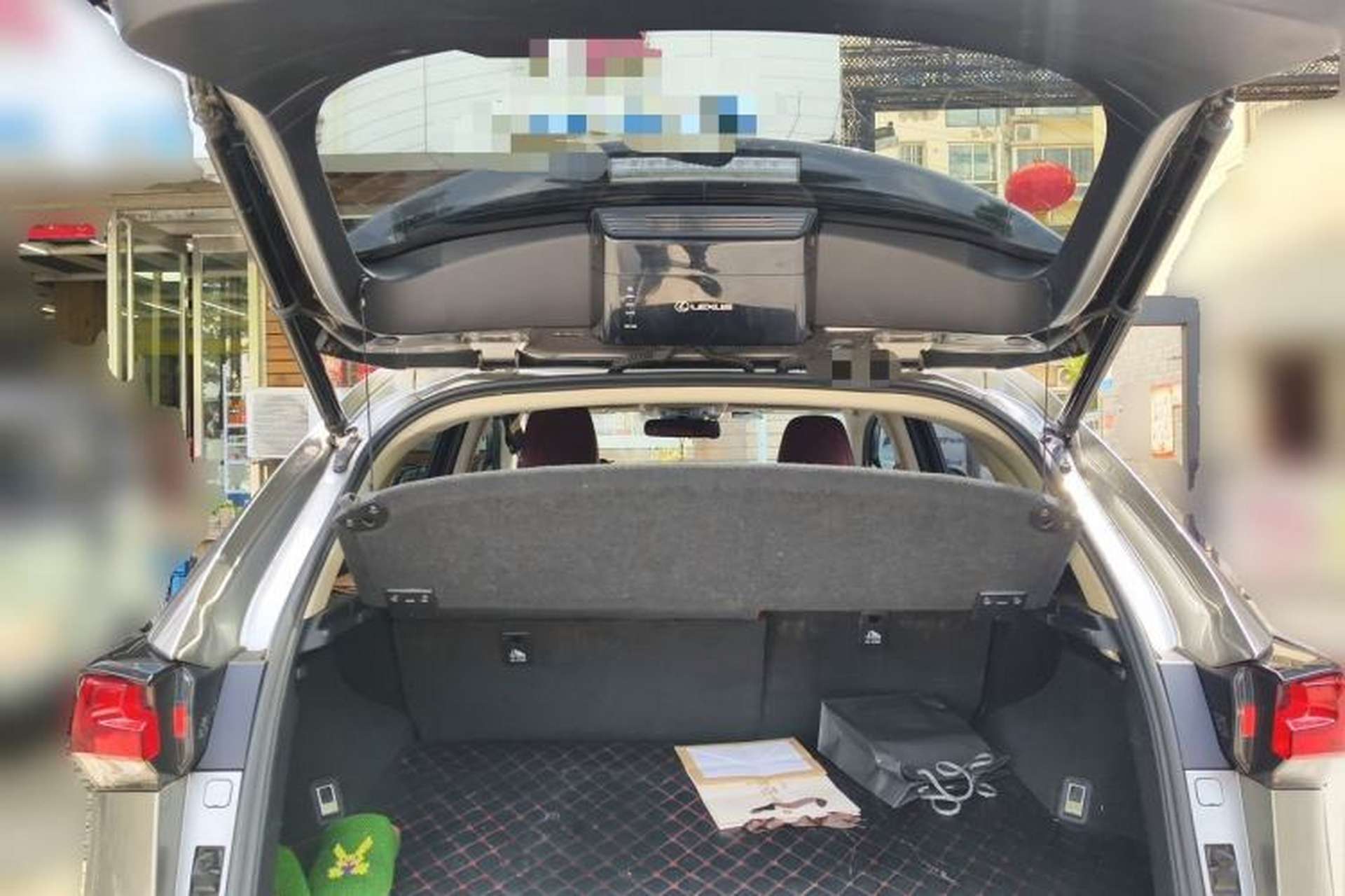 Used Lexus NX 2018 300h Front-Drive FENGSHANG Version China VI Standard Trunk