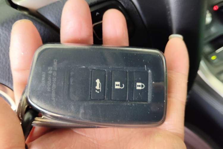 Used Lexus NX 2018 200 All-Wheel Drive Fēngshàng Version China V Standard Vehicle Key
