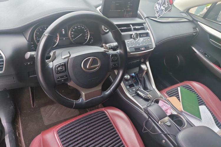 Used Lexus NX 2018 200 Front-Wheel-Drive X-Trail Version China V Standard Center Console