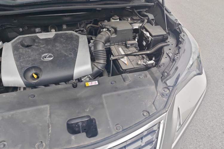 Used Lexus NX 2018 200 Front-Wheel-Drive X-Trail Version China V Standard Engine Bay Left
