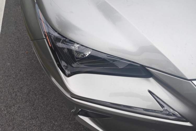Used Lexus NX 2018 200 Front-Wheel-Drive X-Trail Version China V Standard Right Front Headlight