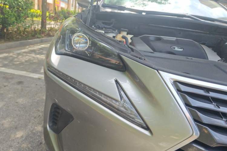 Used Lexus NX 2018 200 Front-Wheel-Drive X-Trail Version China V Standard Right Front Headlight