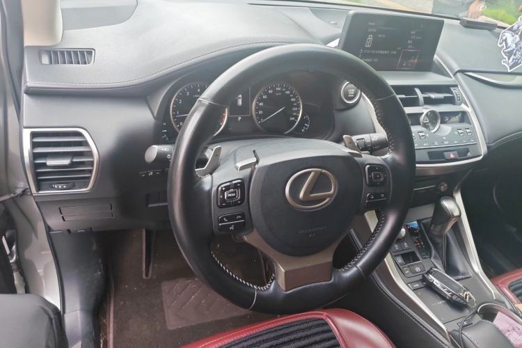 Used Lexus NX 2018 200 Front-Wheel-Drive X-Trail Version China V Standard Steering Wheel