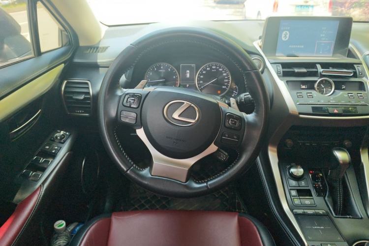 Used Lexus NX 2018 200 Front-Wheel-Drive X-Trail Version China V Standard Steering Wheel
