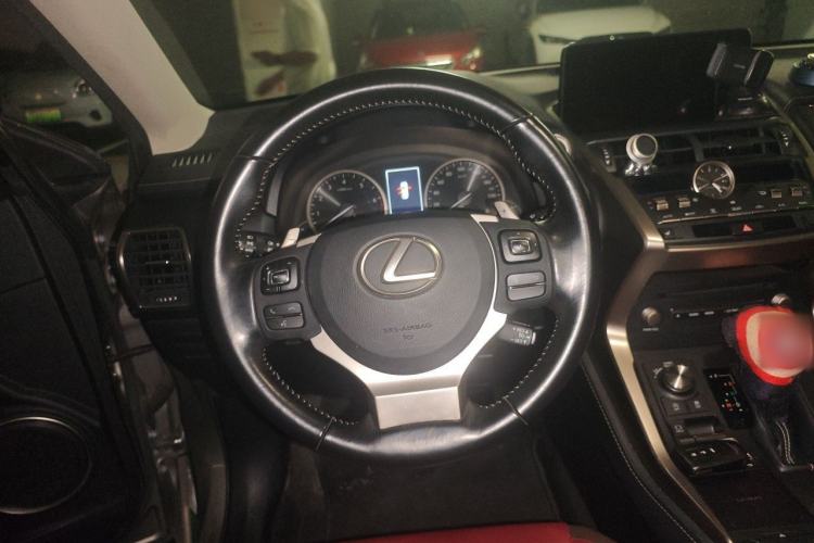 Used Lexus NX 2018 300 Front-Drive Freeline Edition Steering Wheel