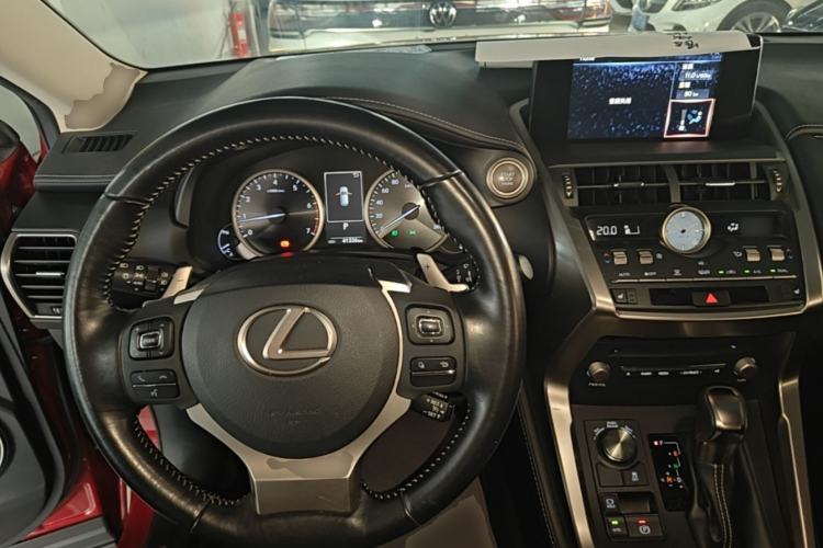 Used Lexus NX 2018 300 Front-Drive Freeline Edition Center Console