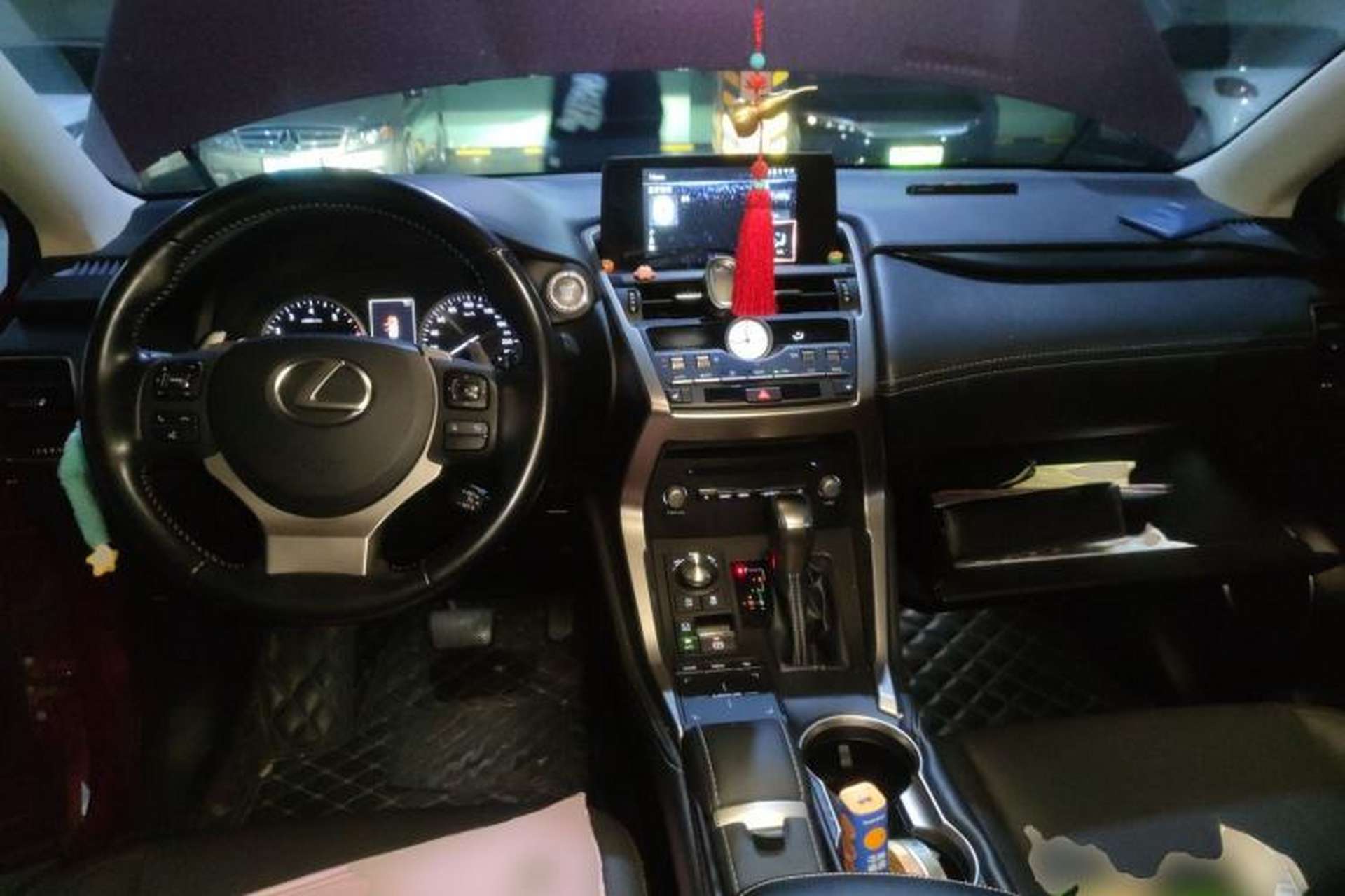 Used Lexus NX 2018 300 Front-Drive Freeline Edition Center Console