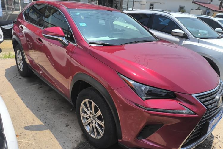 Used Lexus NX 2018 300 Front-Drive Freeline Edition Front Right 45 Deg