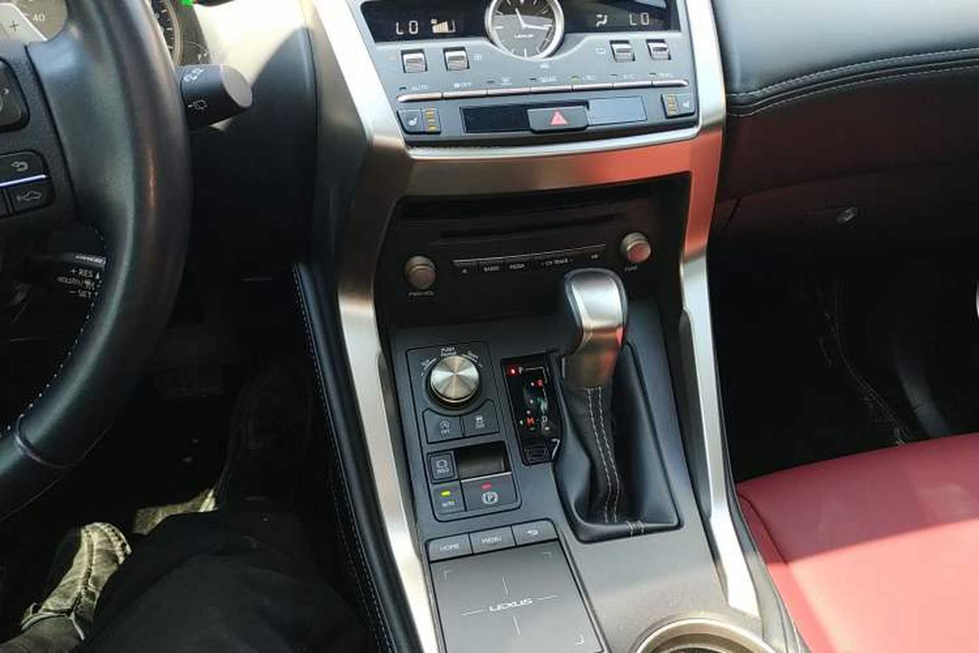 Used Lexus NX 2018 300 All-Wheel Drive Fēngshàng Edition Gear Lever