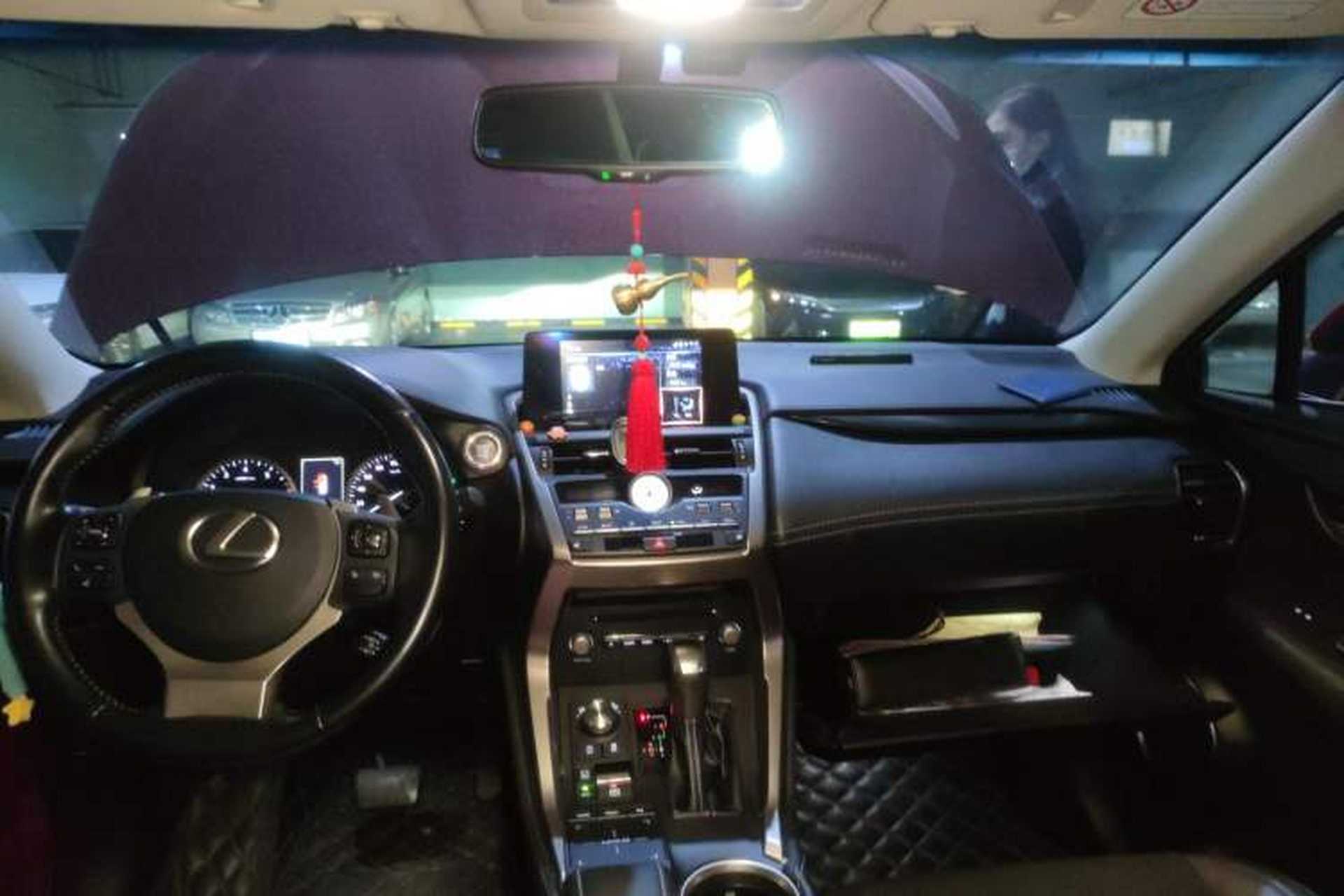Used Lexus NX 2018 300 Front-Drive Freeline Edition Headliner