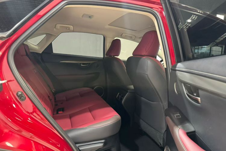 Used Lexus NX 2018 300h Front-Wheel-Drive FENGSHANG Version China V Emission Standard Interior 3