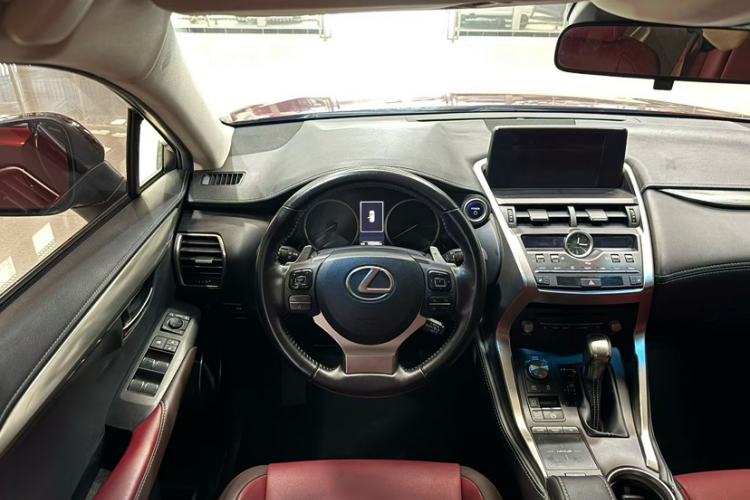 Used Lexus NX 2018 300h Front-Wheel-Drive FENGSHANG Version China V Emission Standard Interior 4