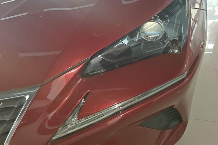 Used Lexus NX 2018 300 Front-Drive Freeline Edition Left Front Headlight