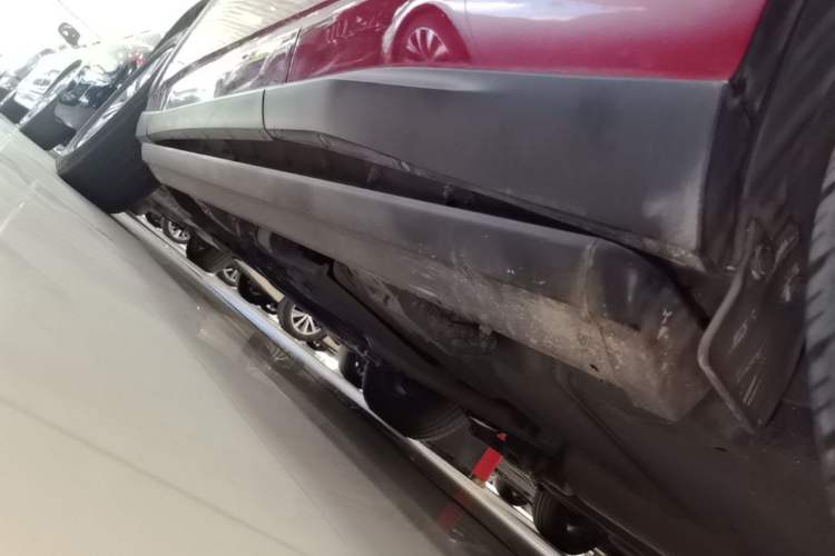 Used Lexus NX 2018 300h Front-Wheel-Drive FENGSHANG Version China V Emission Standard Left Side Sill