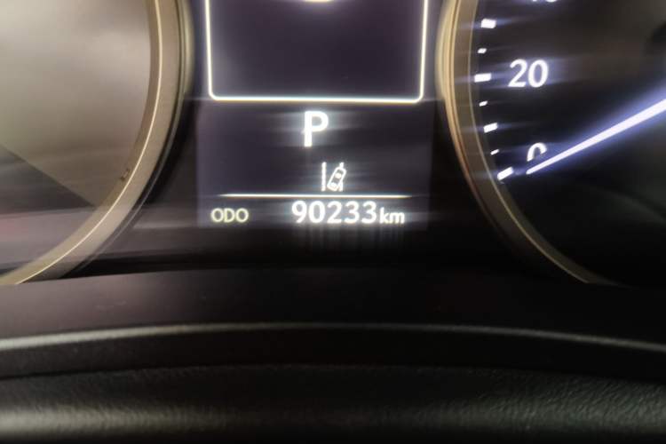 Used Lexus NX 2018 300h All-Wheel-Drive FENGZHI Edition China V Emission Standard Odometer Close Up