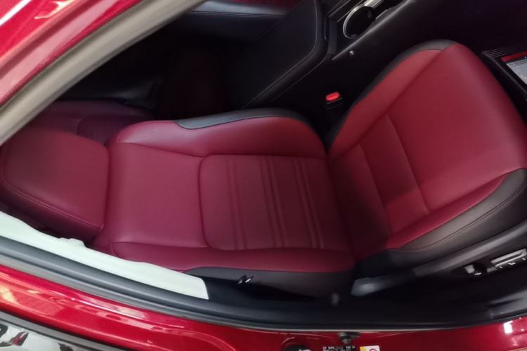 Used Lexus NX 2018 300h Front-Wheel-Drive FENGSHANG Version China V Emission Standard Right Front Seat