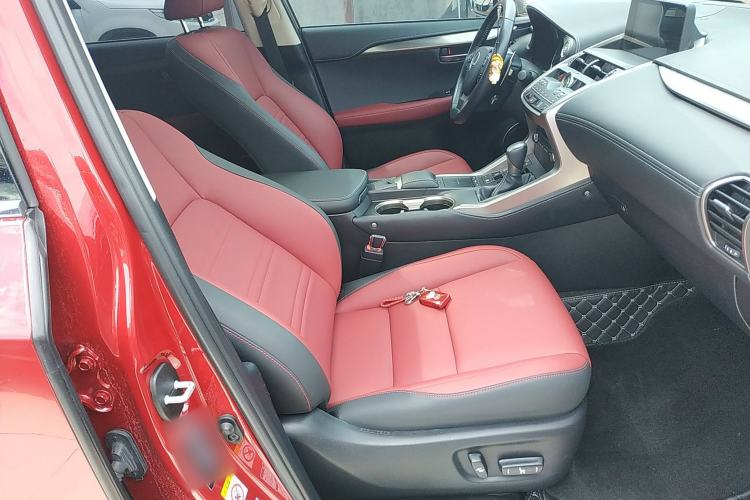 Used Lexus NX 2018 300 All-Wheel Drive Fēngshàng Edition Right Front Seat