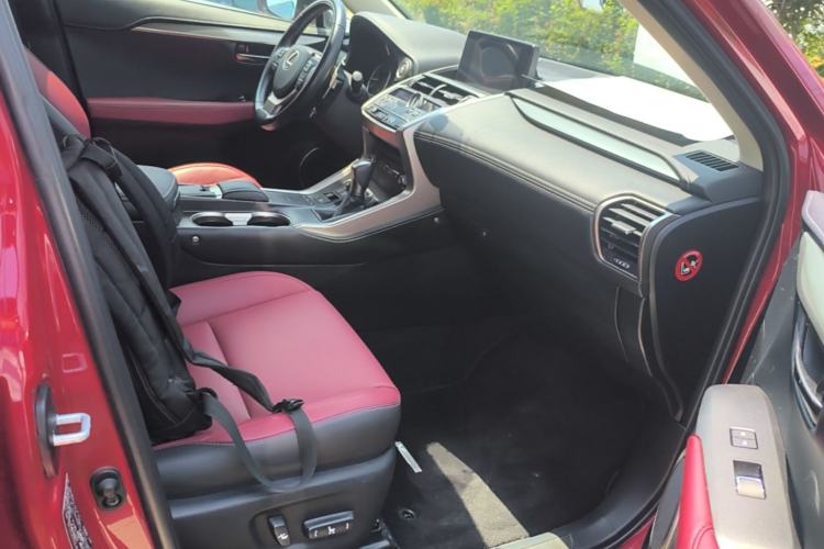 Used Lexus NX 2018 300 Front-Drive Freeline Edition Right Front Seat