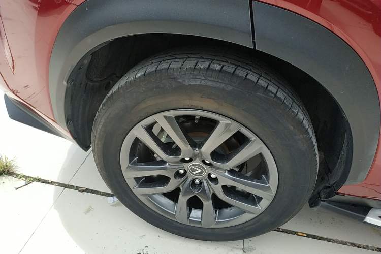 Used Lexus NX 2018 300 All-Wheel Drive Fēngshàng Edition Right Rear Wheel Hub