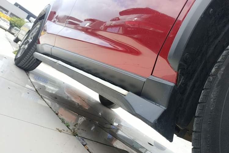 Used Lexus NX 2018 300 All-Wheel Drive Fēngshàng Edition Right Side Sill