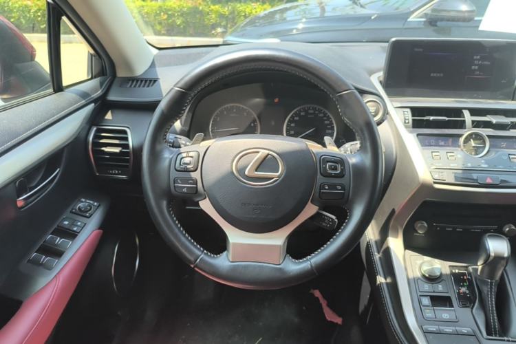 Used Lexus NX 2018 300 Front-Drive Freeline Edition Steering Wheel