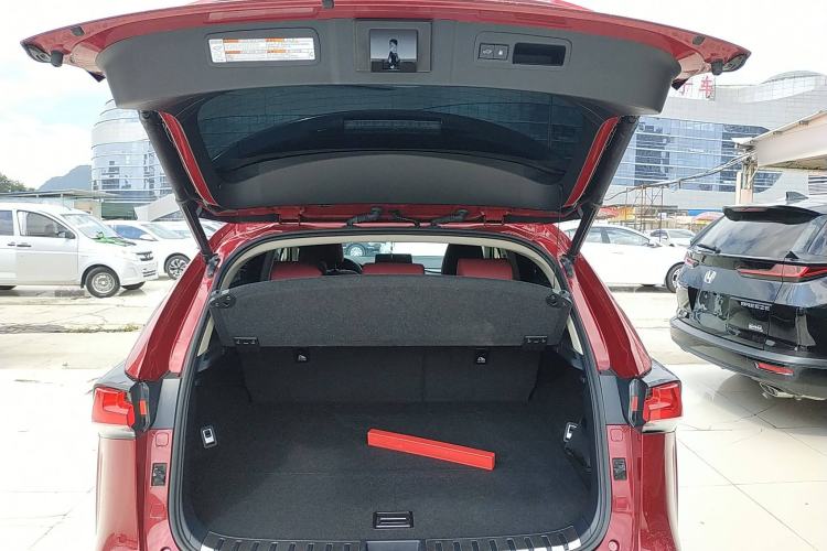 Used Lexus NX 2018 300 All-Wheel Drive Fēngshàng Edition Trunk