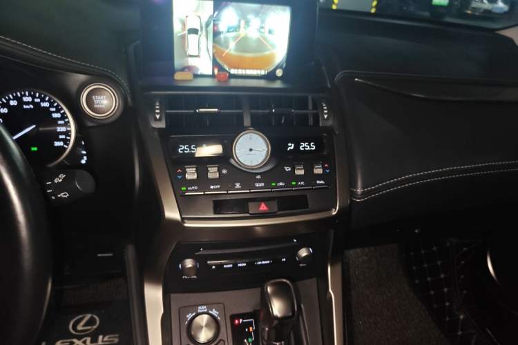 Used Lexus NX 2018 200 Front-Wheel-Drive X-Trail Version China V Standard Audio And AC Panel