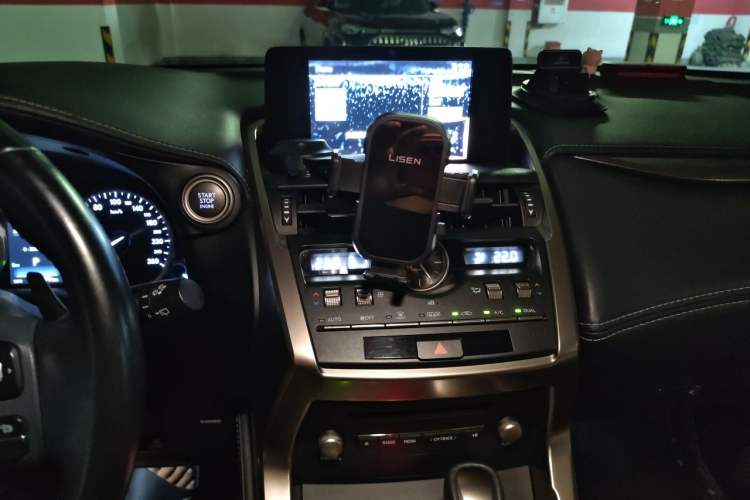 Used Lexus NX 2018 200 Front-Wheel-Drive X-Trail Version China V Standard Audio And AC Panel