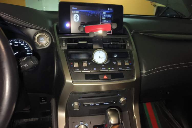 Used Lexus NX 2018 200 Front-Wheel-Drive X-Trail Version China V Standard Audio And AC Panel