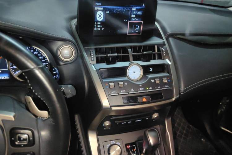 Used Lexus NX 2018 200 Front-Wheel-Drive X-Trail Version China V Standard Audio And AC Panel