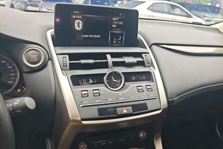 Used Lexus NX 2018 200 Front-Wheel-Drive X-Trail Version China V Standard Audio And AC Panel