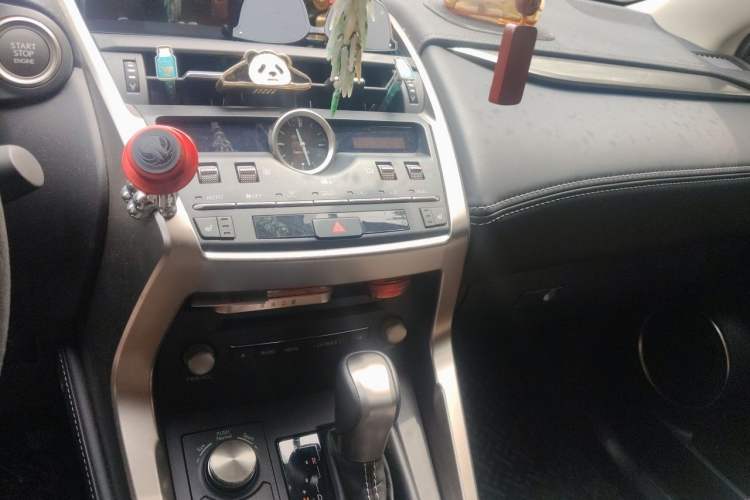 Used Lexus NX 2018 300 Front-Drive Freeline Edition Audio And AC Panel