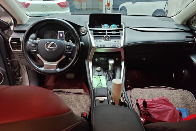 Used Lexus NX 2018 300 Front-Drive Freeline Edition Center Console