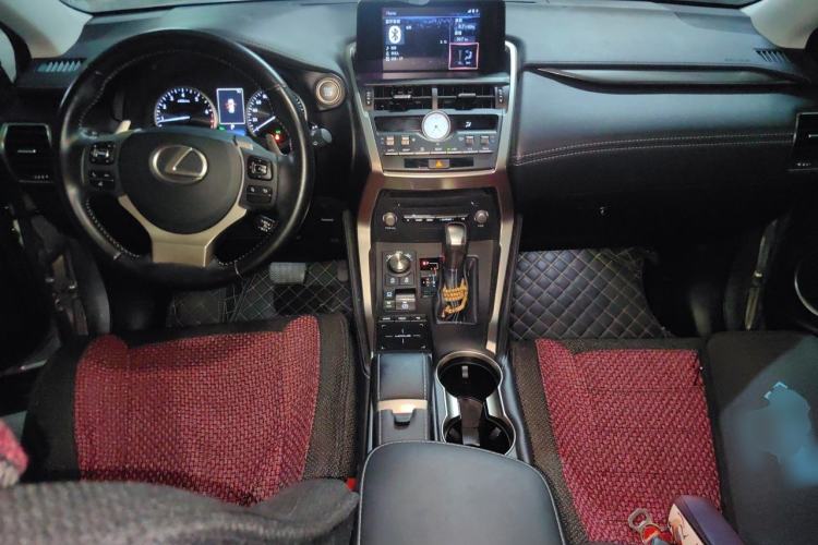 Used Lexus NX 2018 200 Front-Wheel-Drive X-Trail Version China V Standard Center Console