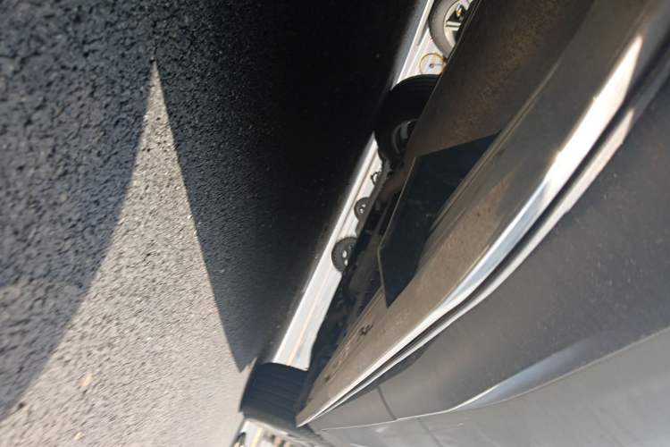 Used Lexus NX 2018 300h Front-Wheel-Drive FENGSHANG Version China V Emission Standard Chassis Rear Right