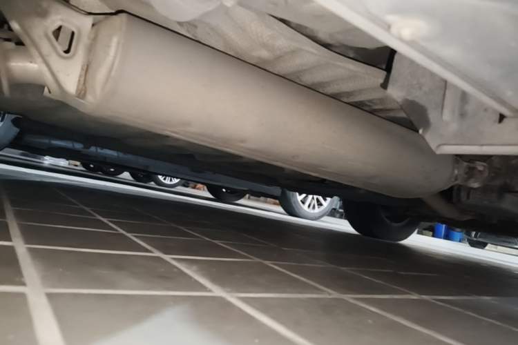 Used Lexus NX 2018 300h Front-Wheel-Drive FENGSHANG Version China V Emission Standard Chassis Rear Right