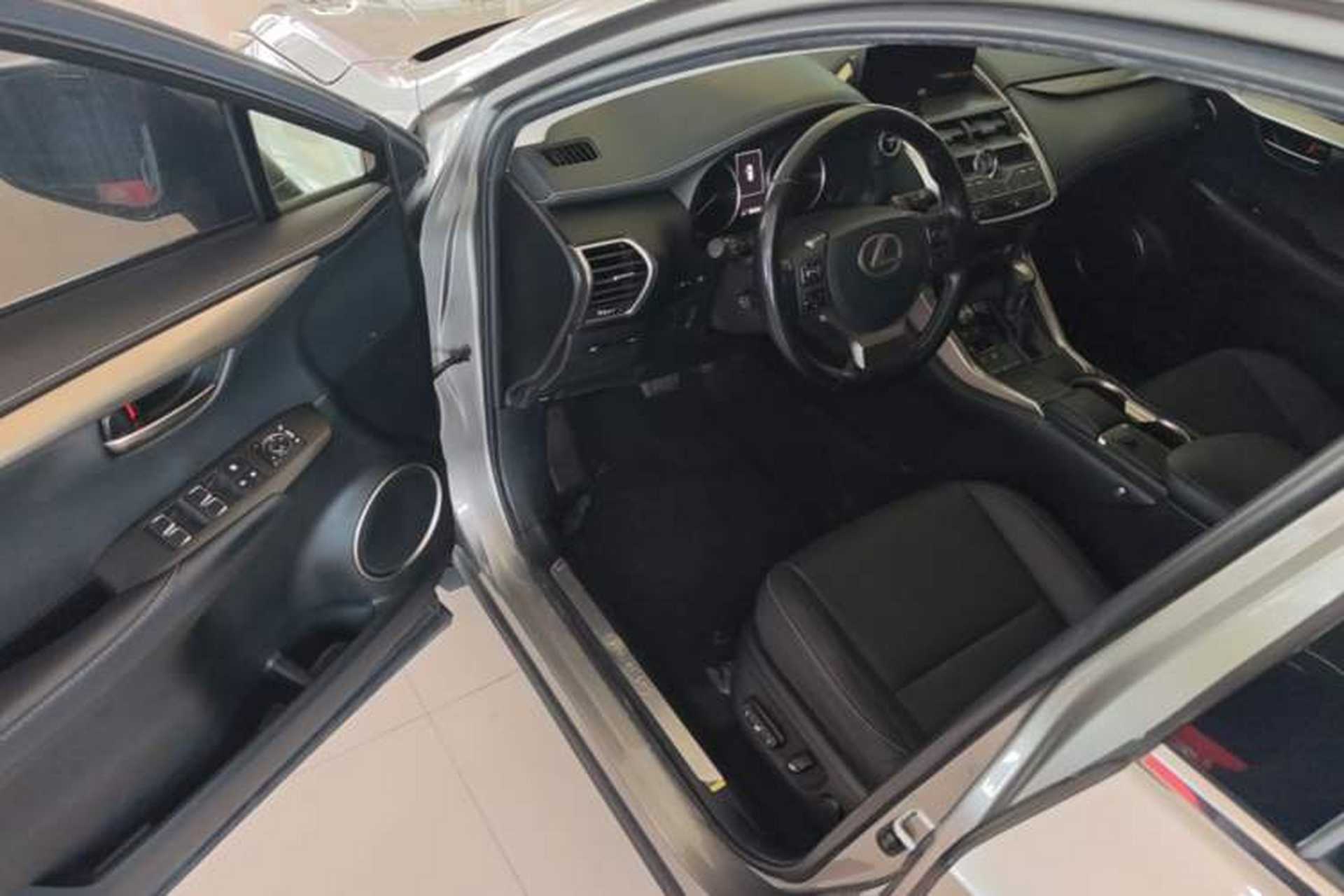 Used Lexus NX 2018 300h Front-Drive FENGSHANG Version China VI Standard Driver Seat