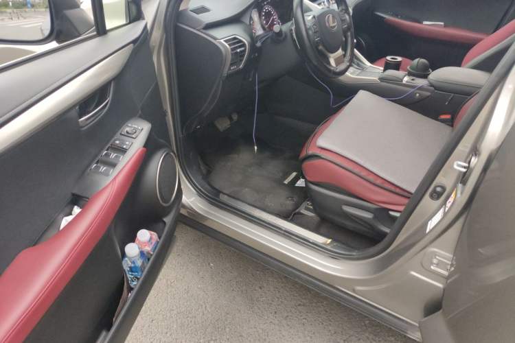 Used Lexus NX 2018 200 Front-Wheel-Drive X-Trail Version China V Standard Driver Seat