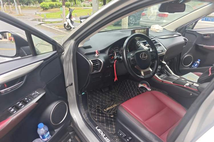Used Lexus NX 2018 300 Front-Drive Freeline Edition Driver Seat