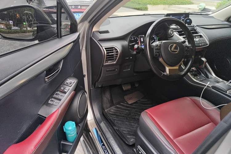 Used Lexus NX 2018 300 Front-Drive Freeline Edition Driver Seat