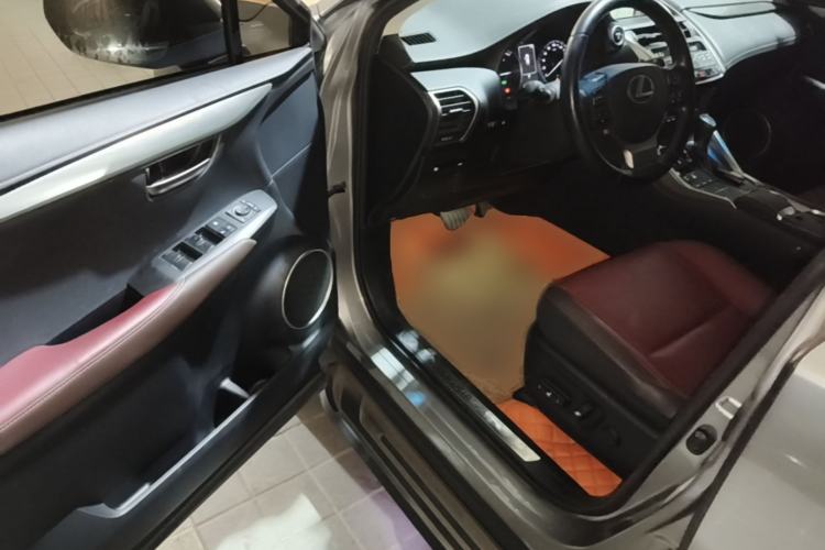 Used Lexus NX 2018 300h Front-Wheel-Drive FENGSHANG Version China V Emission Standard Driver Seat