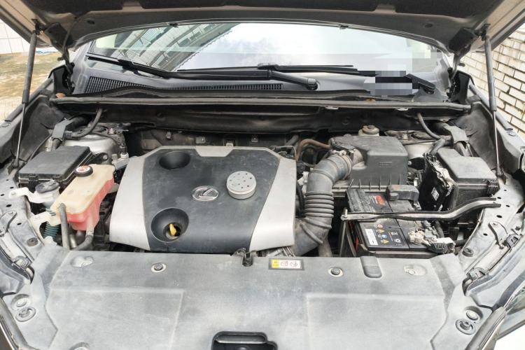 Used Lexus NX 2018 200 All-Wheel Drive FENGSHANG Version China VI Standard Engine Bay