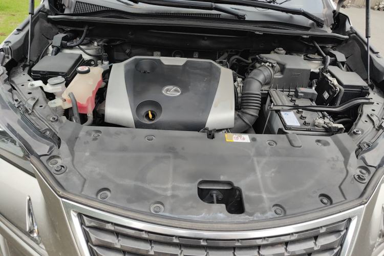 Used Lexus NX 2018 200 Front-Wheel-Drive X-Trail Version China V Standard Engine Bay