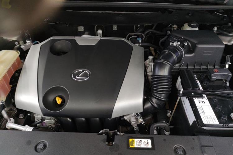Used Lexus NX 2018 200 All-Wheel Drive FENGSHANG Version China VI Standard Engine Bay