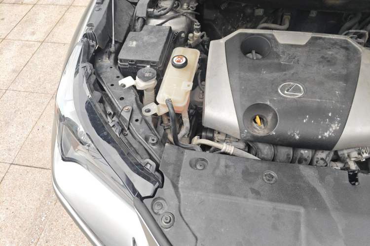 Used Lexus NX 2018 200 Front-Wheel-Drive X-Trail Version China V Standard Engine Bay Right